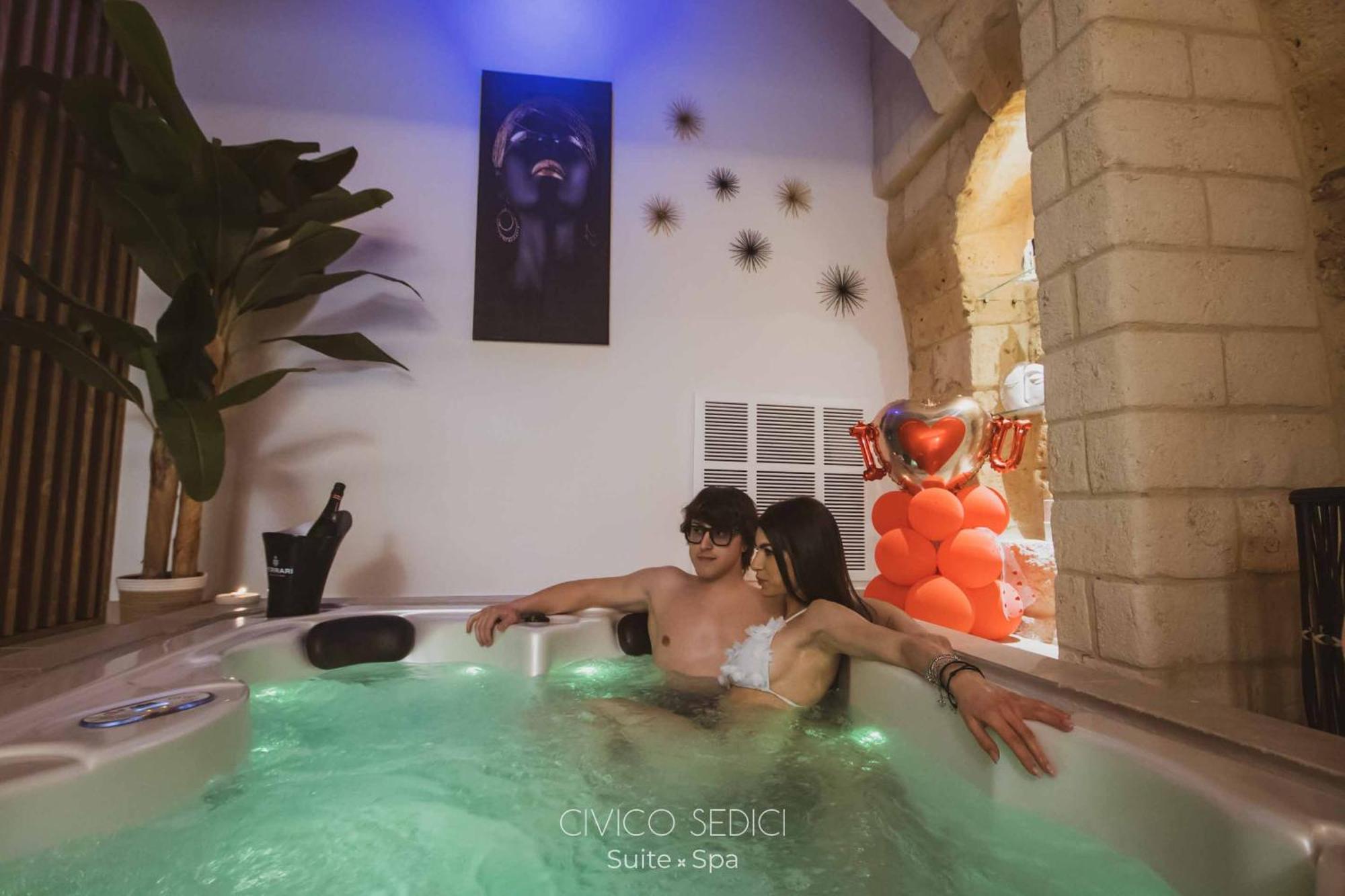 Civico Sedici Suite & Spa Altamura Bagian luar foto