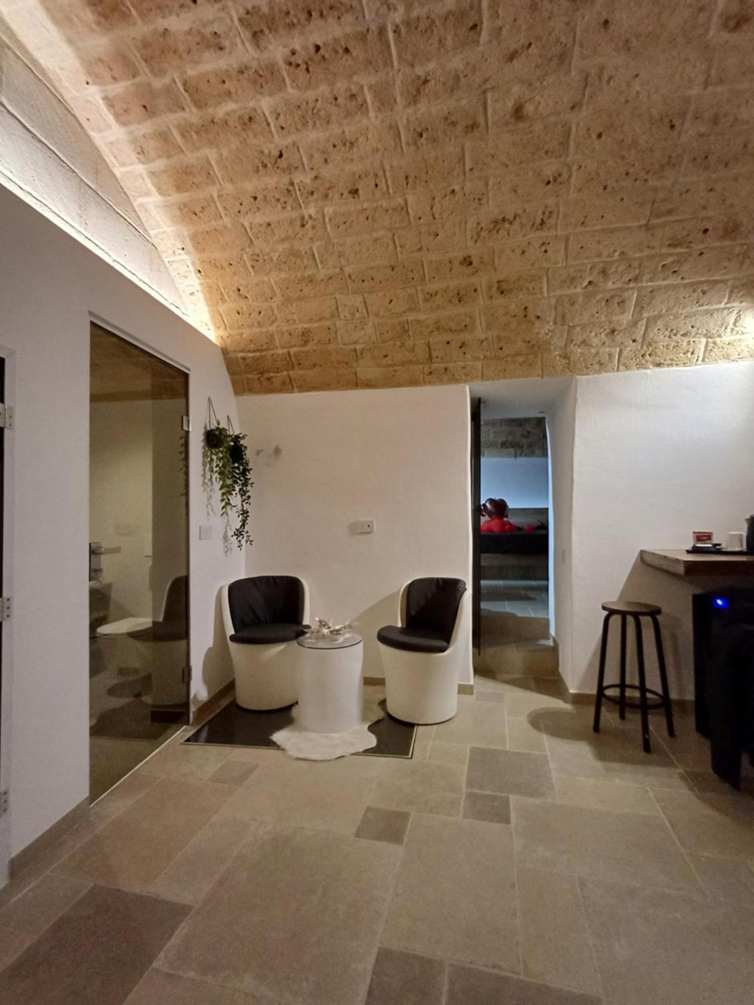 Civico Sedici Suite & Spa Altamura Bagian luar foto