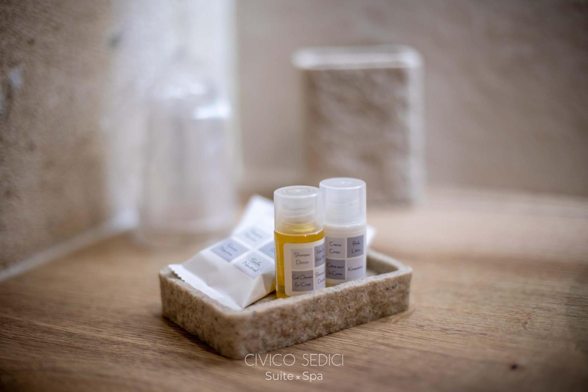 Civico Sedici Suite & Spa Altamura Bagian luar foto