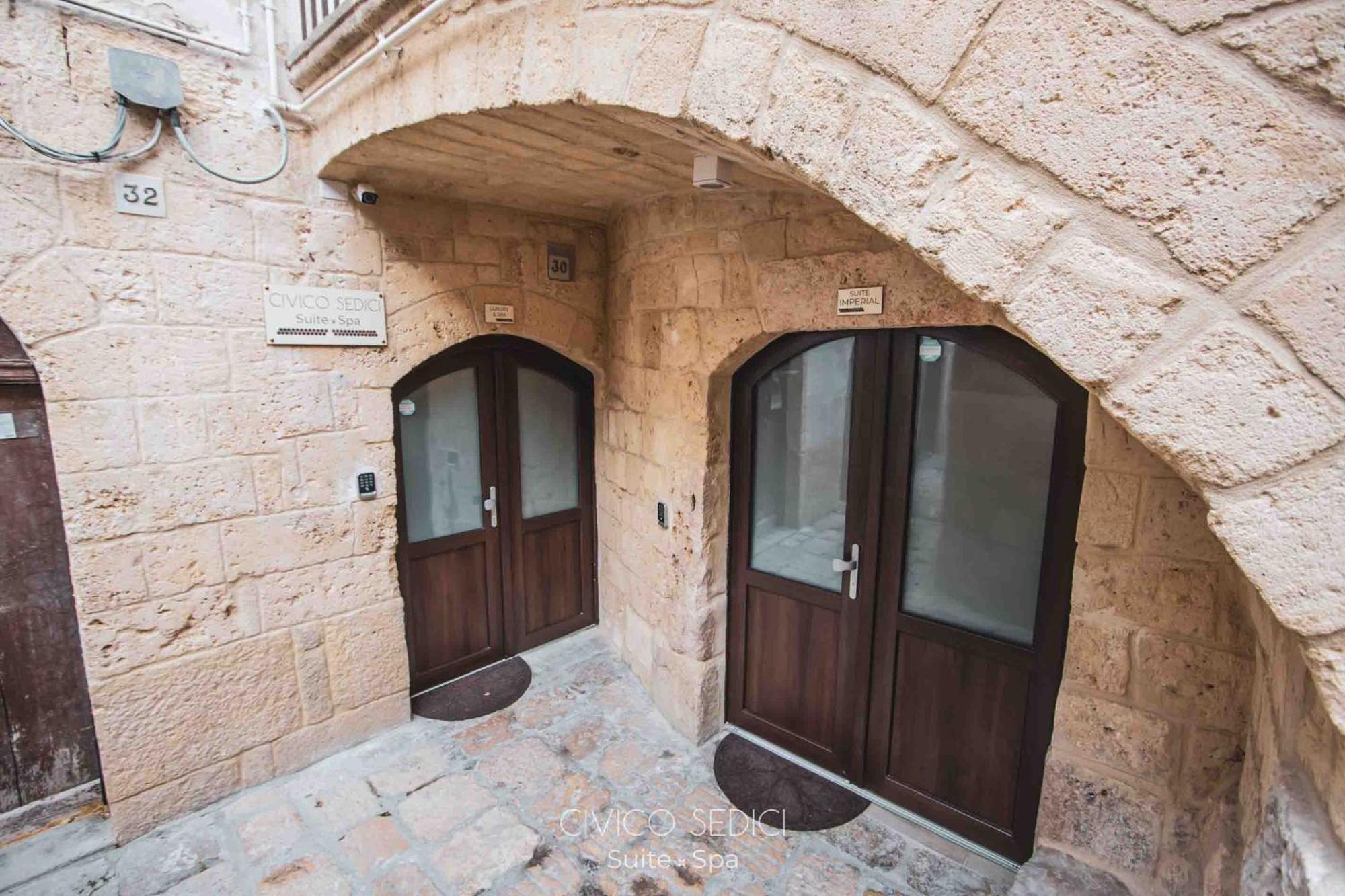 Civico Sedici Suite & Spa Altamura Bagian luar foto