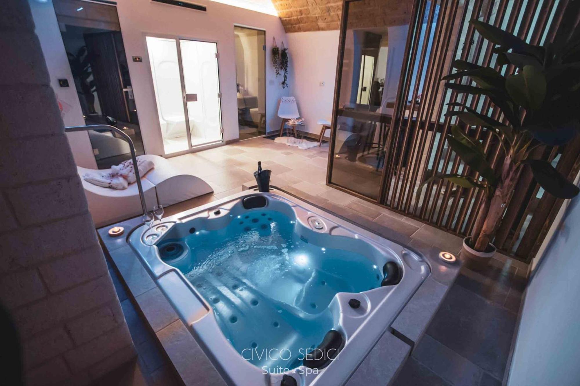 Civico Sedici Suite & Spa Altamura Bagian luar foto